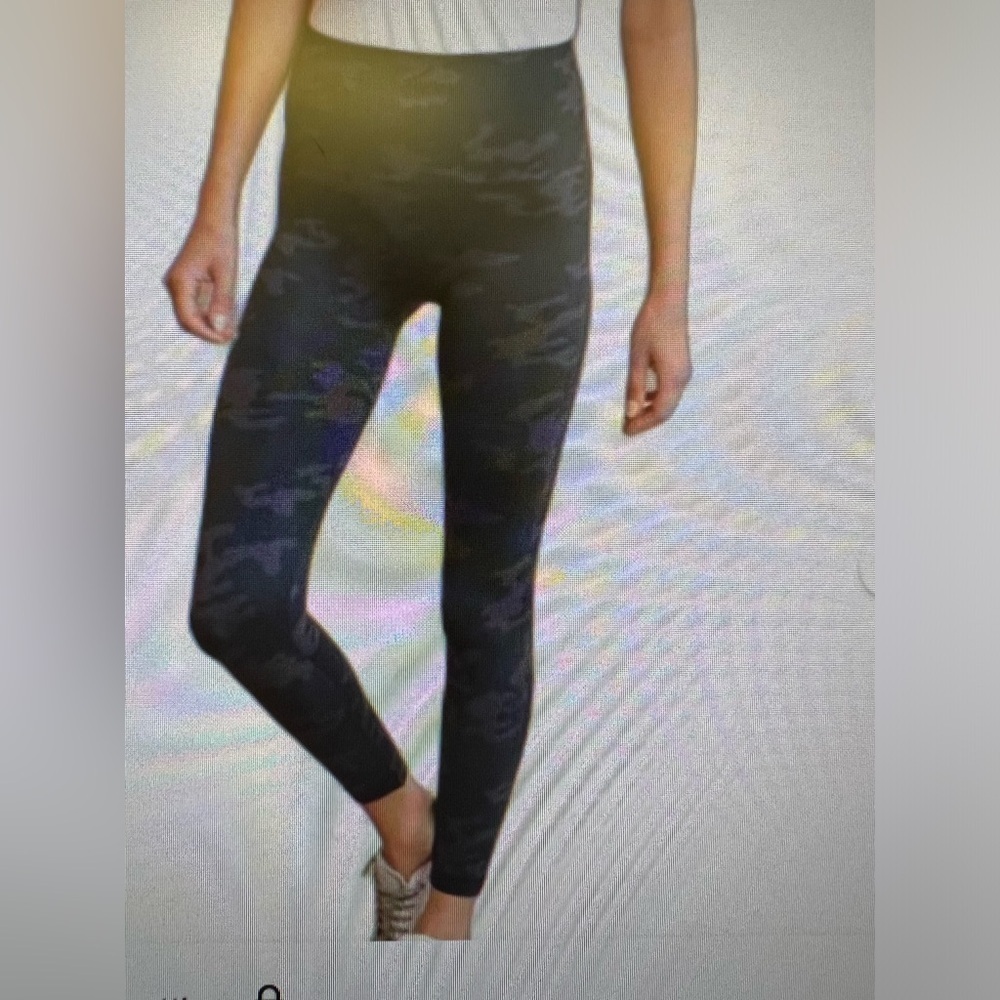 Spanx black camouflage leggings size 2x/2TG